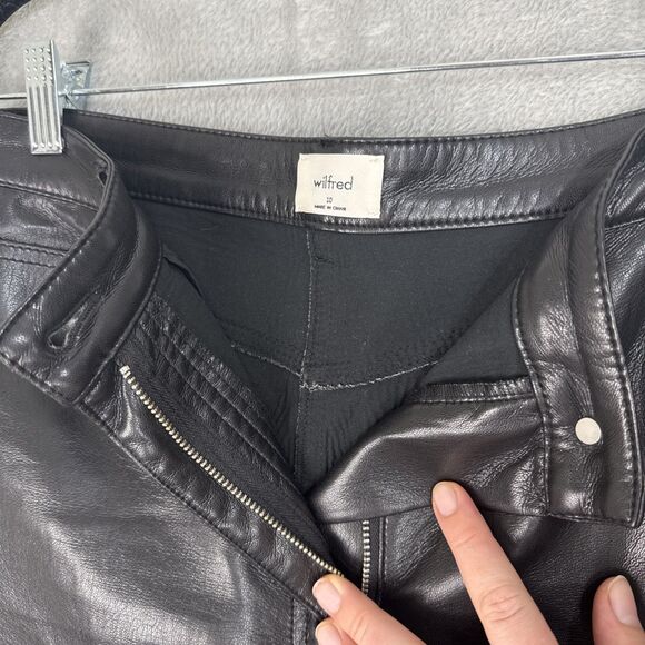 Aritzia Wilfred Women's Black Straight Pants Vegan Leather Women's The Melina 10 - Picture 10 of 13